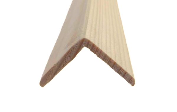 Угольник наружный из Елочки гладкий 40*40 3м