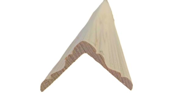 Угольник наружный Смерека фигурный 40*40 3м